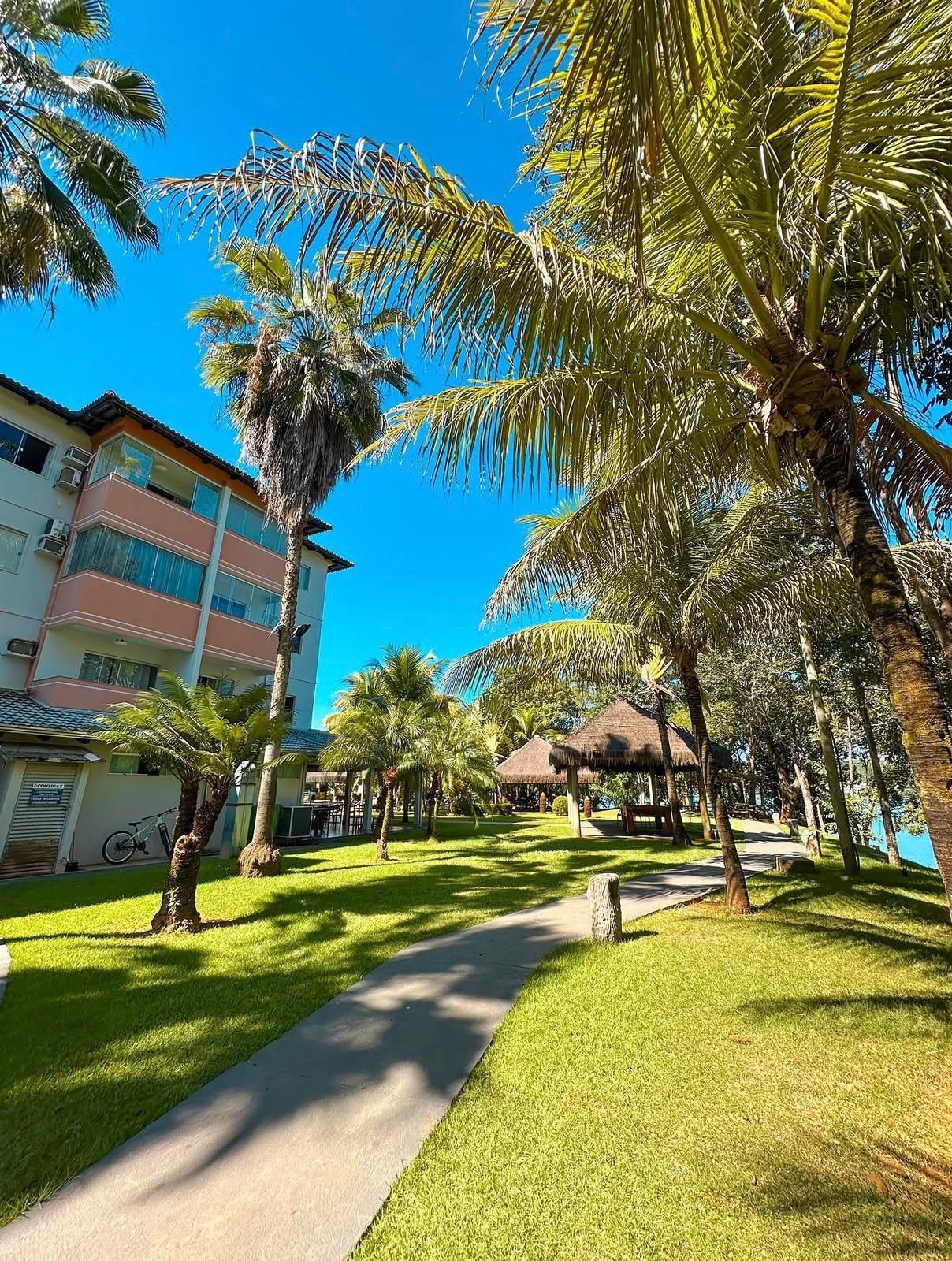 Foto PONTAL DO LAGO - CALDAS NOVAS
